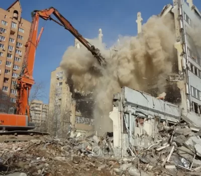 Демонтаж багатоповерхових будівель