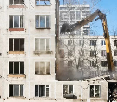 Демонтаж багатоповерхових будівель